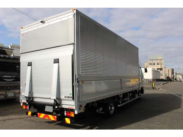 Mitsubishi Fuso Fighter 6