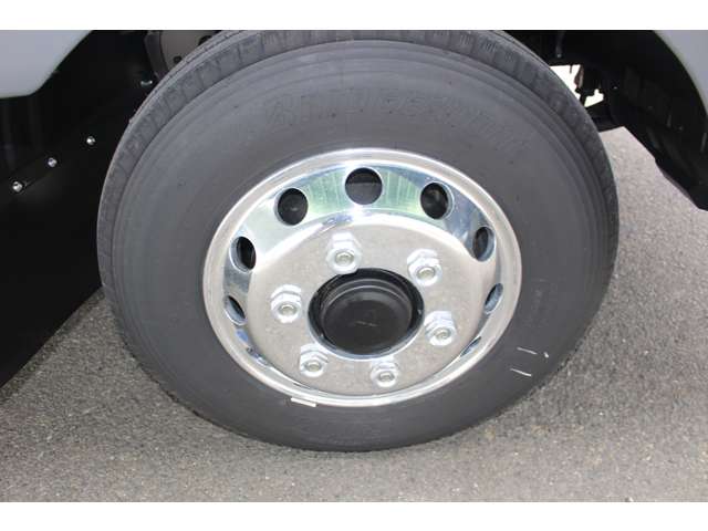 Mitsubishi Fuso Fighter 8
