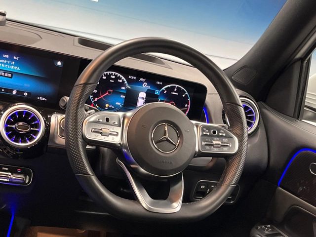 Mercedes-Benz GLB 12