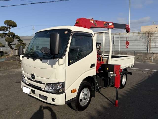 Hino Dutro 2