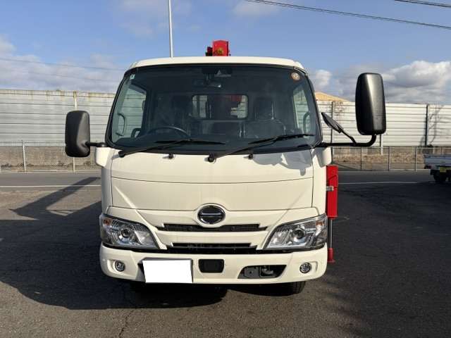 Hino Dutro 6