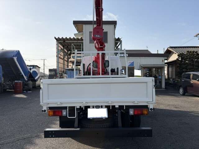Hino Dutro 7