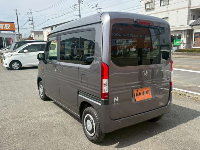 Honda N-VAN 8