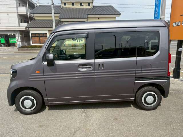 Honda N-VAN 9