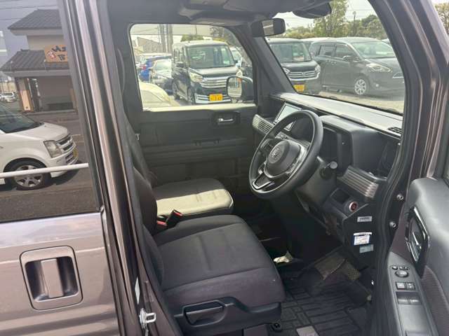 Honda N-VAN 10
