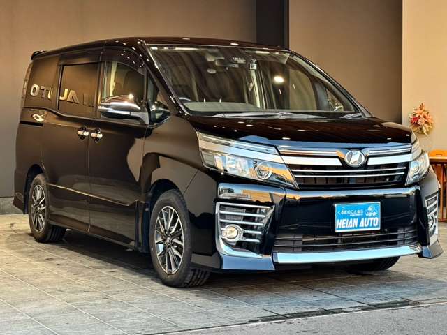 Toyota Voxy 10