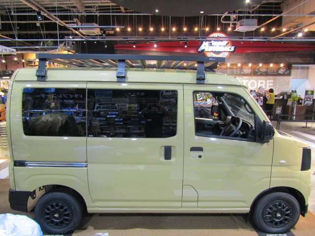 Daihatsu Hijet Cargo 7