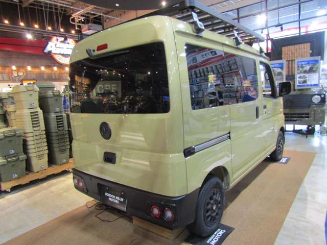 Daihatsu Hijet Cargo 9