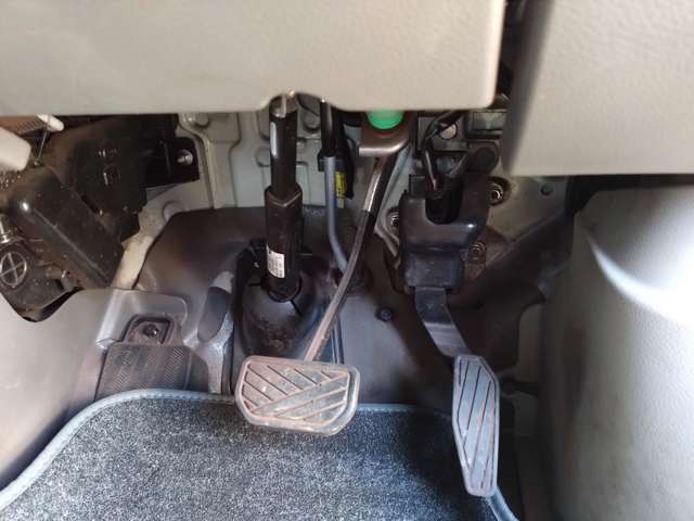 Nissan NV100 Clipper 12