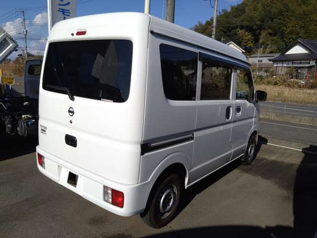 Nissan NV100 Clipper 6