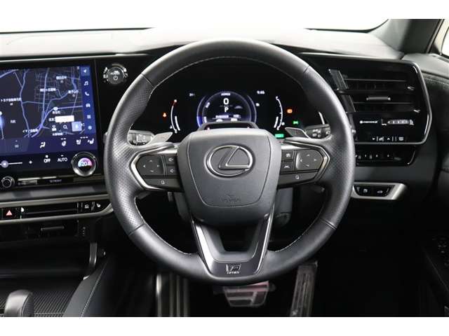 Lexus RX 9