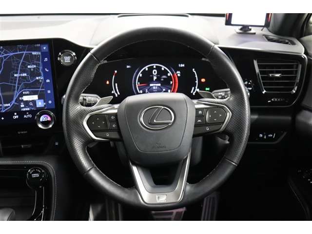 Lexus NX 9