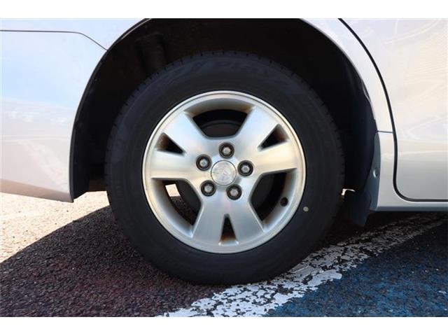 Toyota Voxy 9