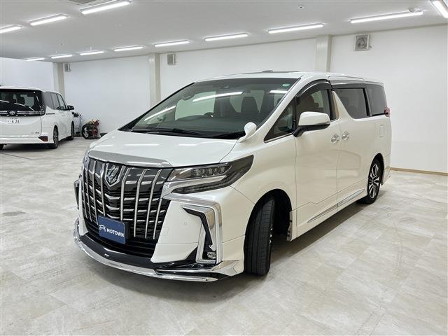 Toyota Alphard 3