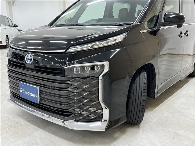 Toyota Voxy 6