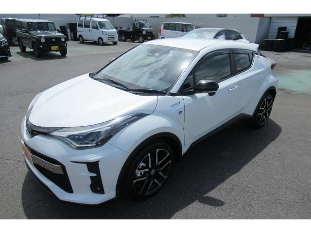 Toyota C-HR 8
