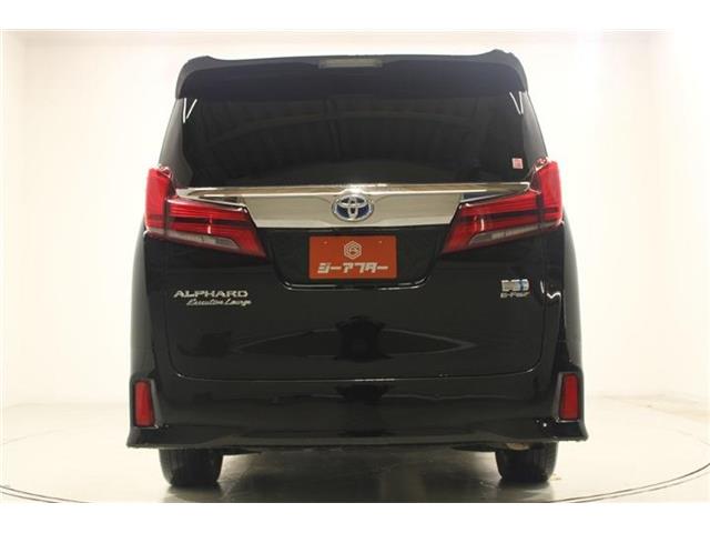 Toyota Alphard 12
