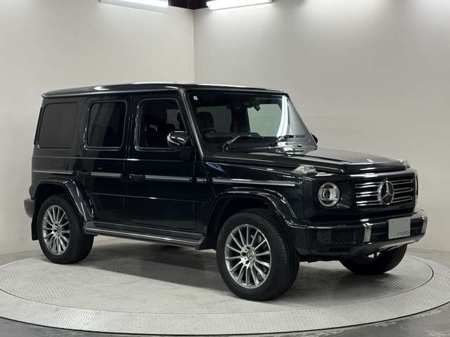 Mercedes-Benz G-Class 8