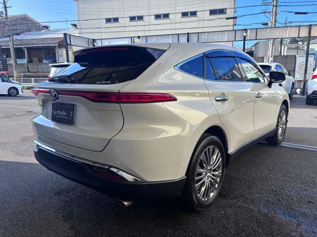 Toyota Harrier 5