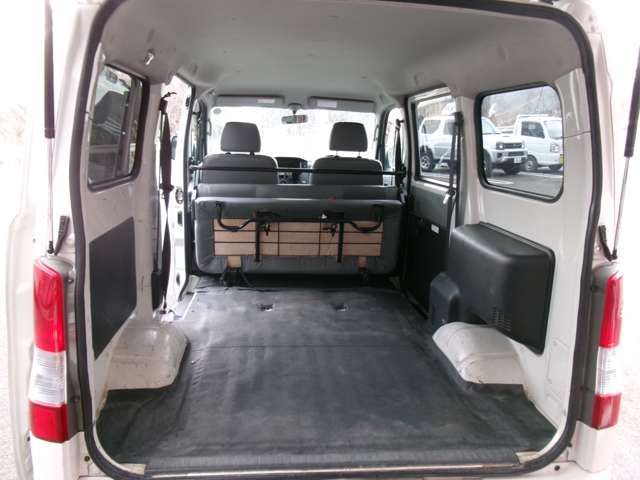 Toyota Light Ace Van 6