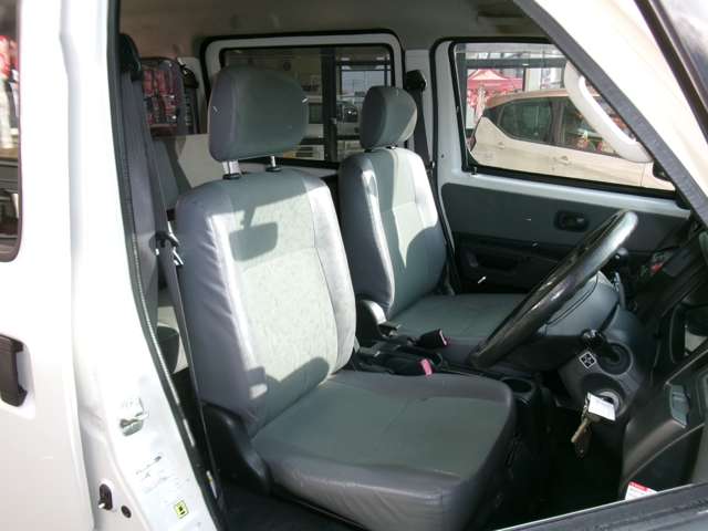 Toyota Light Ace Van 9