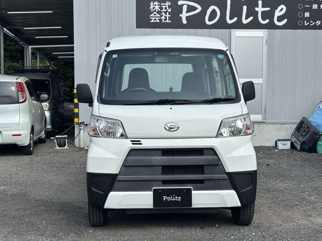 Daihatsu Hijet Cargo 2