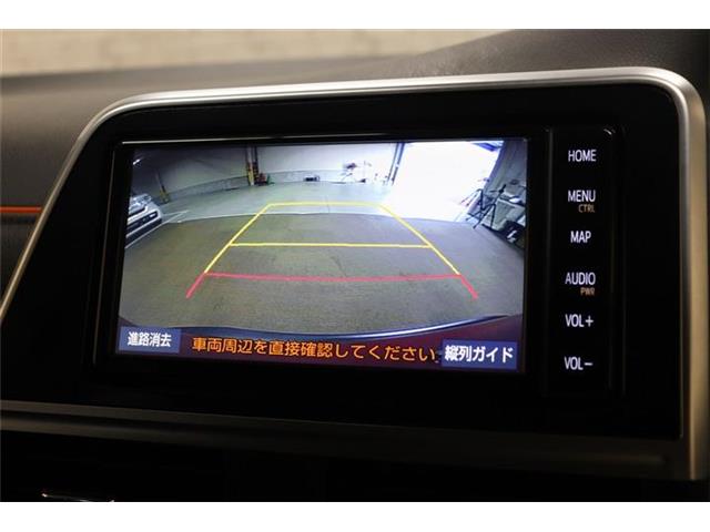 Toyota Sienta 7