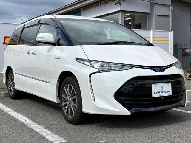 Toyota Estima Hybrid 3