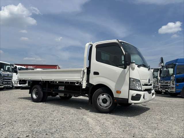 Hino Dutro 2