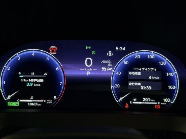 Toyota Alphard 6