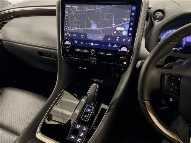 Toyota Alphard 8