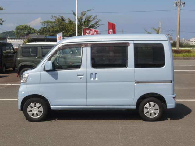 Toyota Pixis Van 10