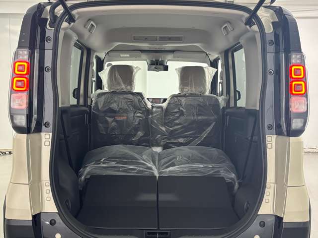 Mitsubishi Delica Mini 7