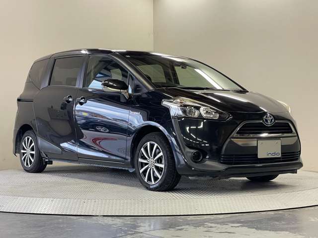 Toyota Sienta 10