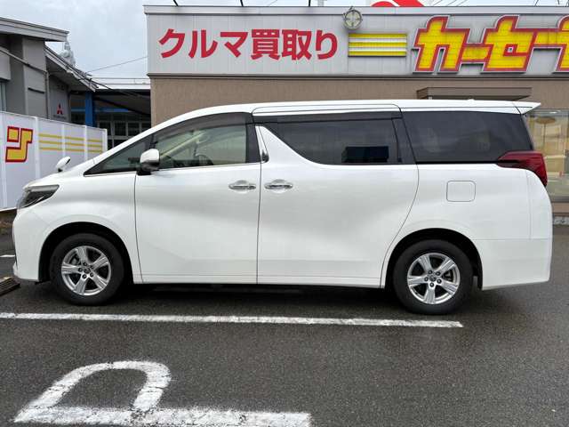 Toyota Alphard 8