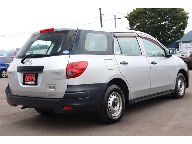 Mazda Familia Van 3