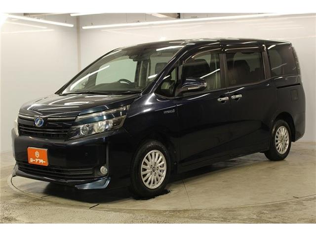 Toyota Voxy 10