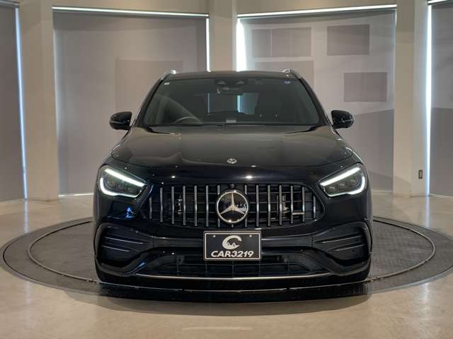 Mercedes-Benz GLA-Class 5