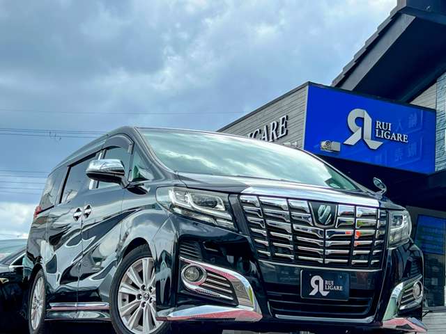 Toyota Alphard 4