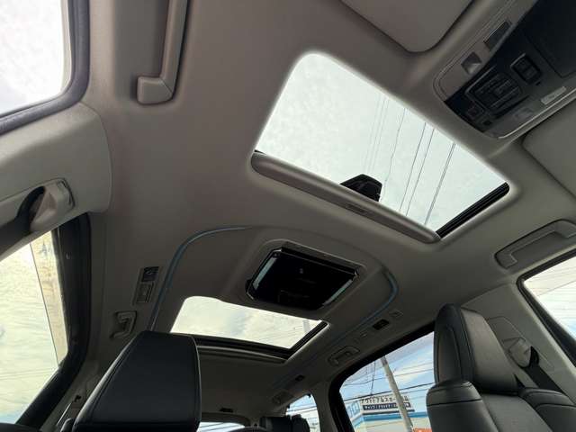 Toyota Vellfire 9