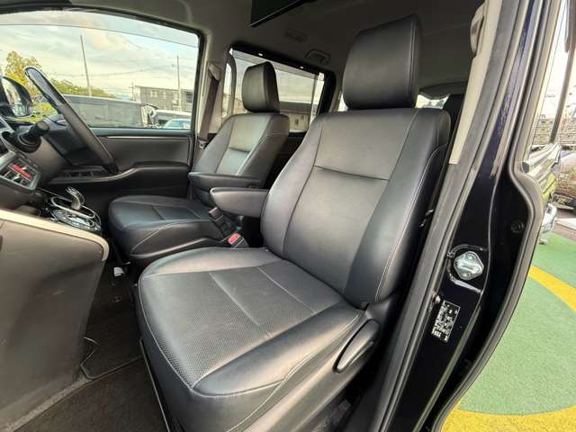 Toyota Esquire 10