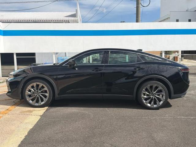 Toyota Crown Crossover 5