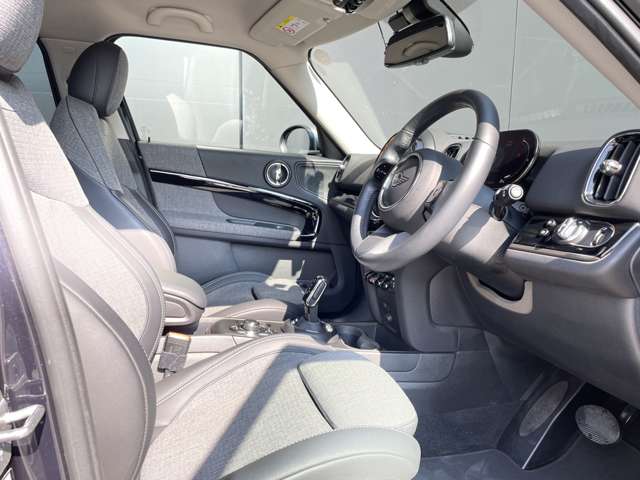 MINI Crossover 5