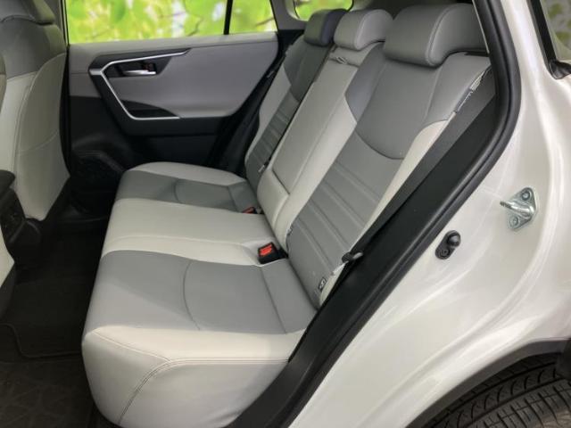 Toyota RAV4 8