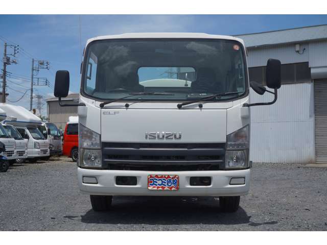 Isuzu Elf 3