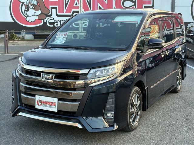 Toyota Noah 5