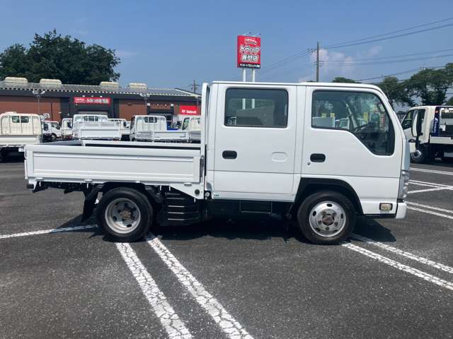 Isuzu Elf 4