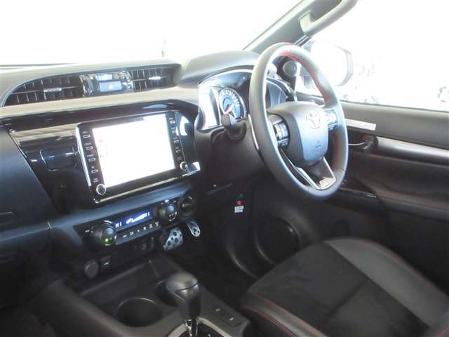 Toyota Hilux 11
