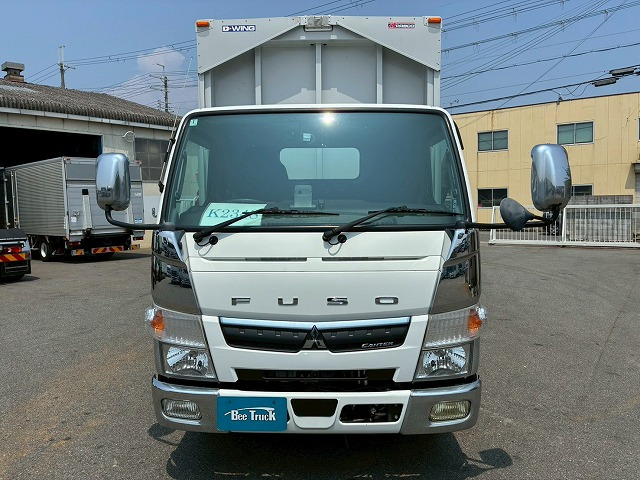 Mitsubishi Fuso Canter 12
