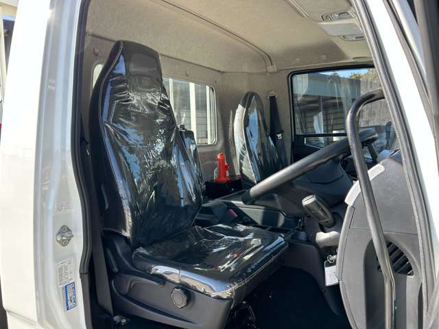 Mitsubishi Fuso Fighter 11